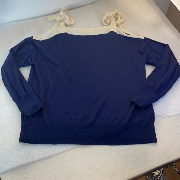 J crew blue merino wool tie cold shoulder sweater large - Picture 3 of 11